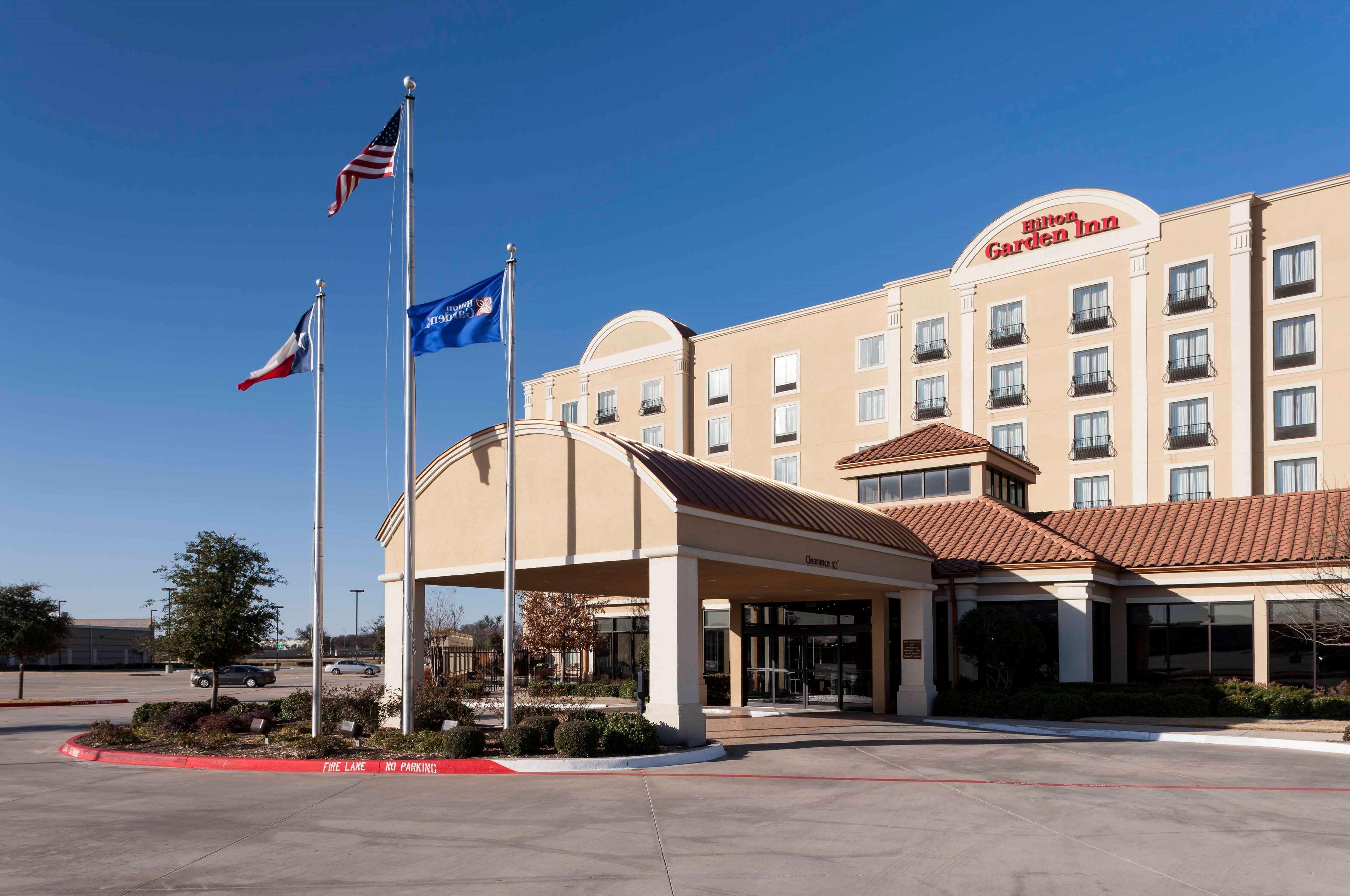 Hilton Garden Inn Dallas Lewisville Exteriör bild