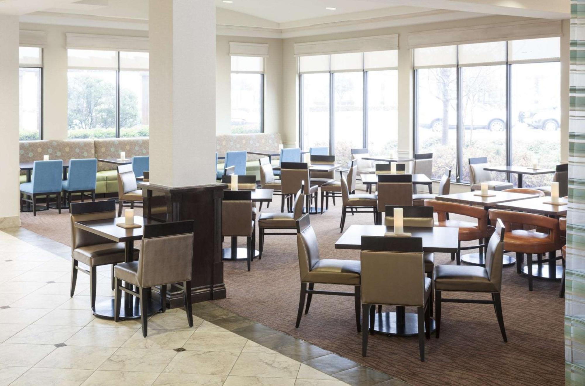 Hilton Garden Inn Dallas Lewisville Exteriör bild